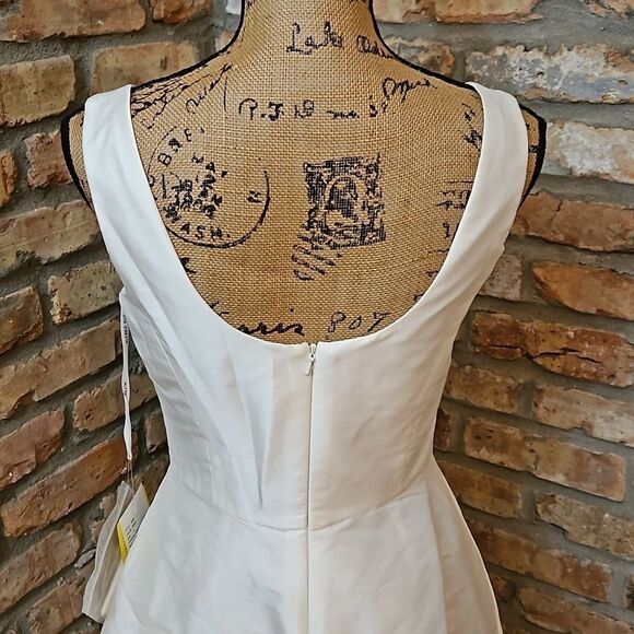 NWT Alfred Sung Wrap Bodice V neck Cocktail length dress size 6 - Picture 8 of 14